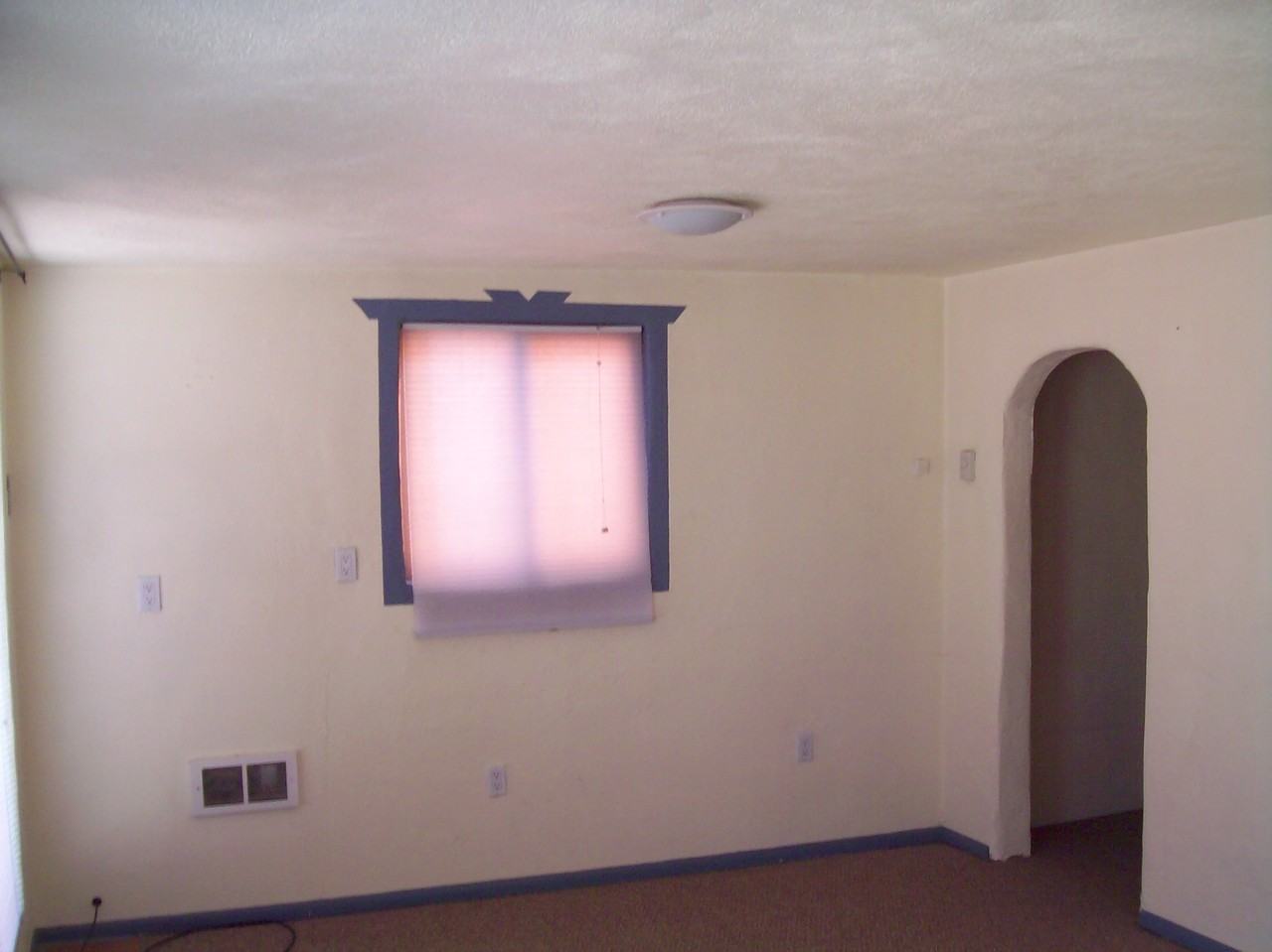 611 Paseo Del Pueblo Norte #1 - Photo 2 of 9