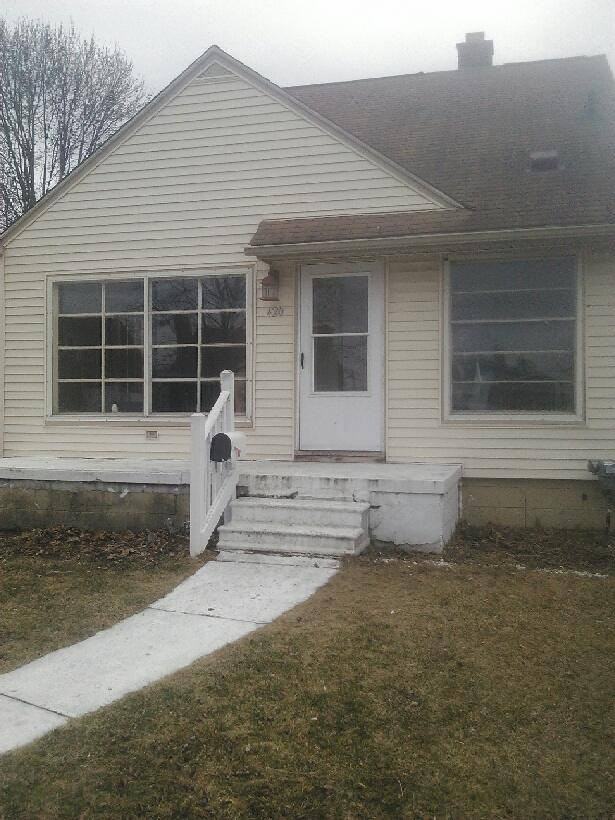 420 E Woodruff Ave - Photo 2 of 2