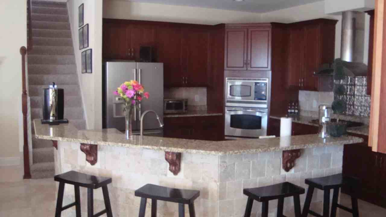 10614 Garda Dr - Photo 3 of 41