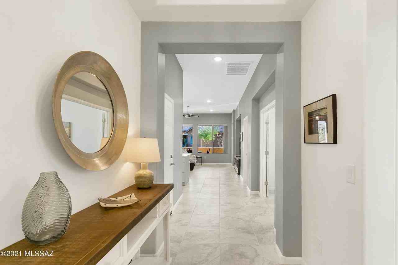 39589 South Summerwood Drive - Photo 3 of 44