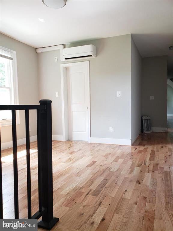 11 Paradise Ave #3 - Photo 2 of 16