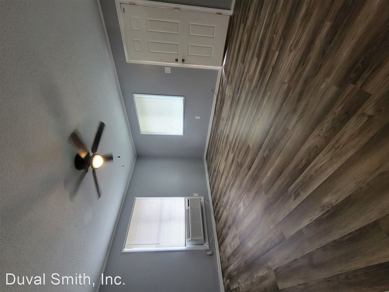 Campus Apartments Riverside - Photo 3 of 17