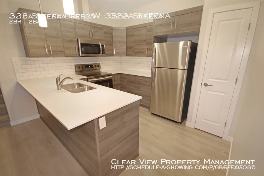 335 Skeena Cres W - Photo 2 of 10