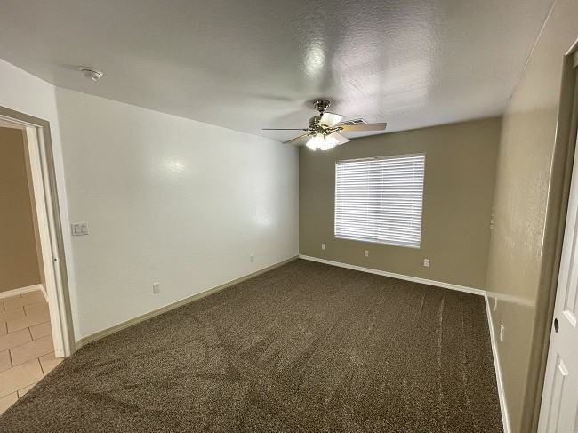 10281 W Heather Dr - Photo 3 of 17