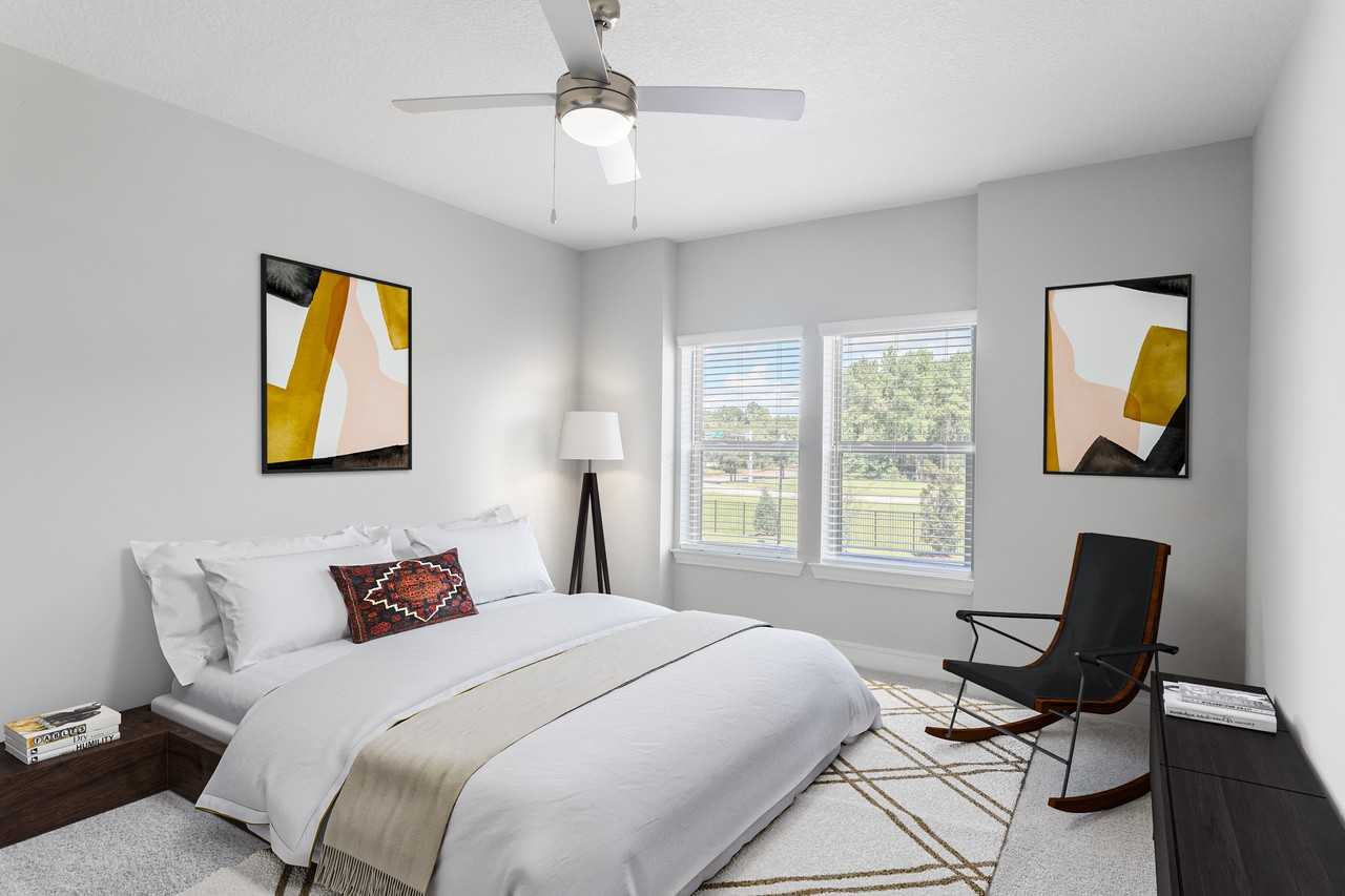 Cue Luxury Living Apartments 13504 Citicards Way, Jacksonville, FL