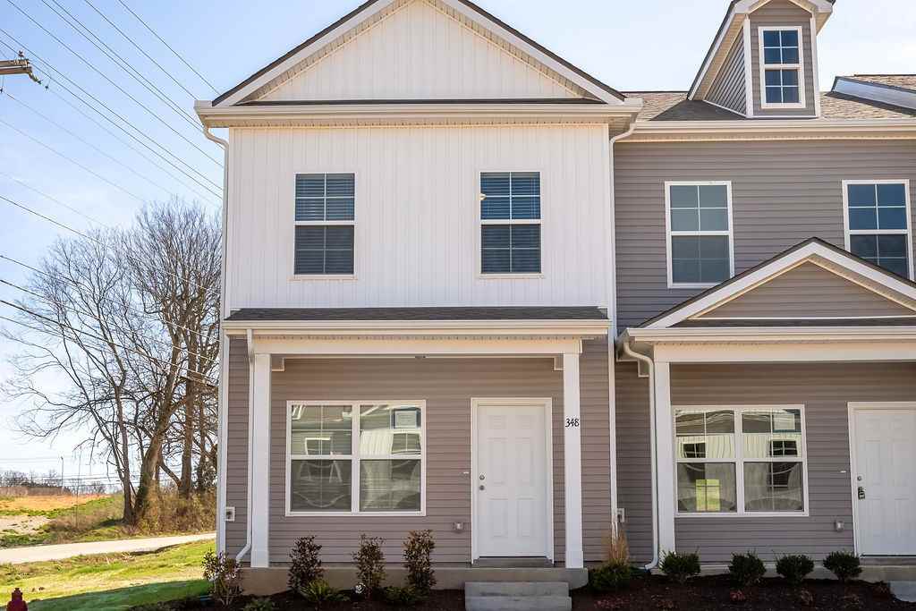 348 Kristen Court - Photo 3 of 20