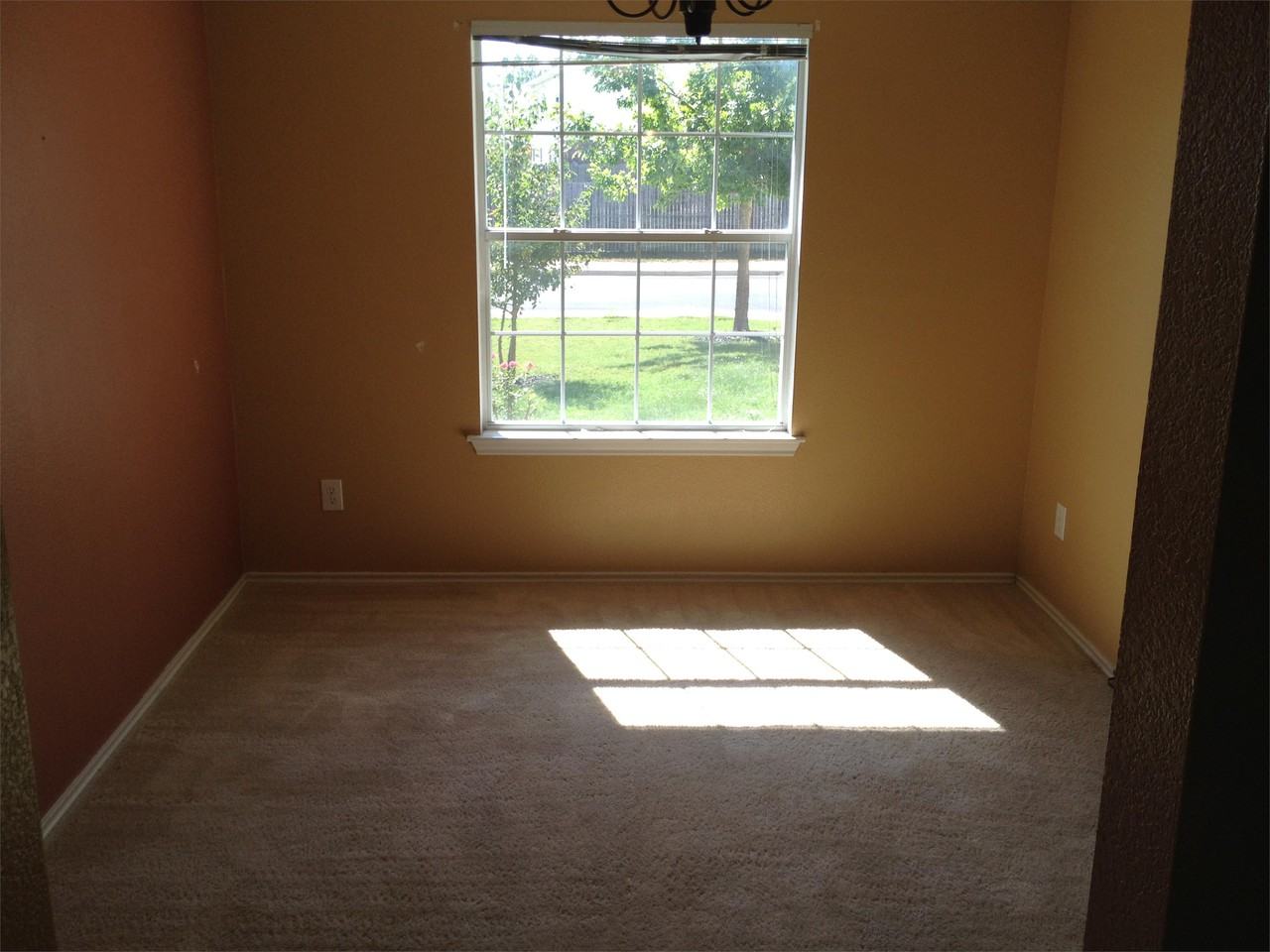 846 Indian Meadow Dr #1 - Photo 6 of 35