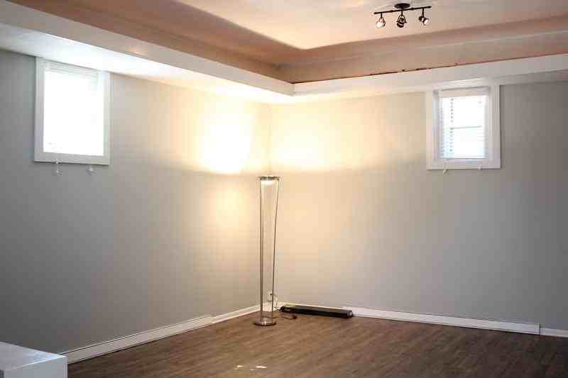 2641 N Lake Dr #A - Photo 2 of 12