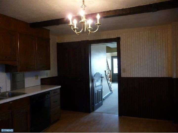 51 S Baldy St - Photo 3 of 8