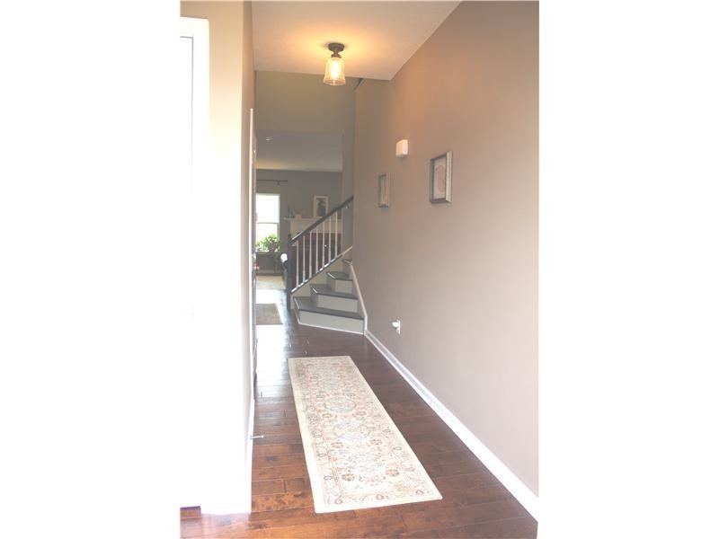 249 Broadstone Dr - Photo 2 of 22