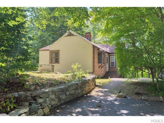 1215 Williams Dr - Photo 3 of 20