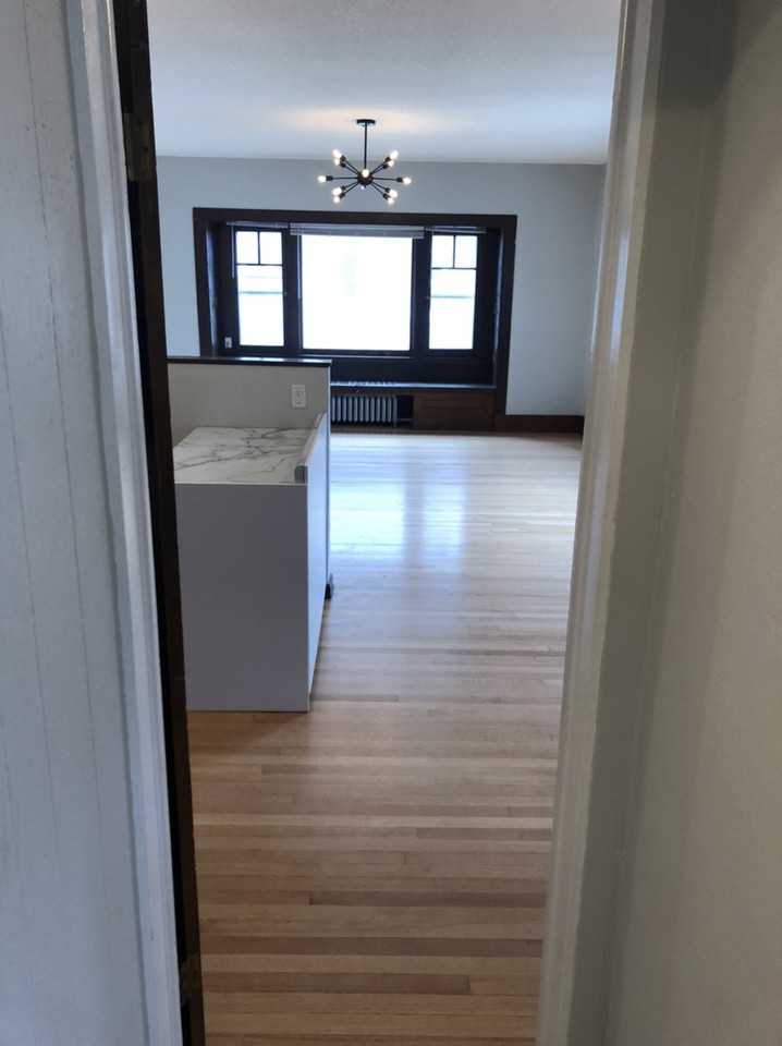 3309 University Ave - Photo 2 of 19