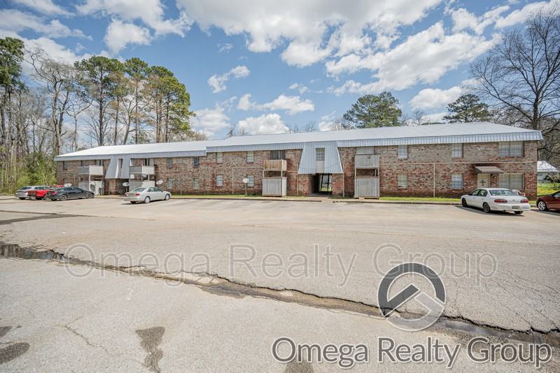 425 Oakwood Ave #446