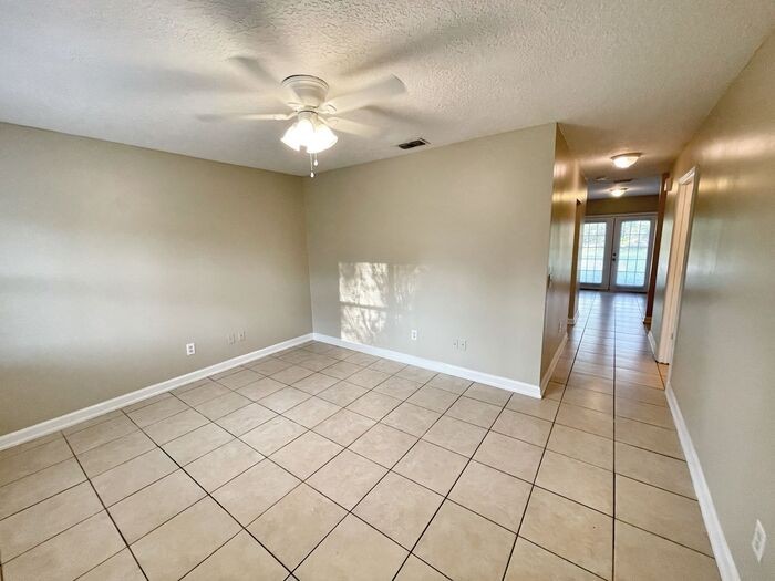 13270 Gillespie Ave - Photo 2 of 13
