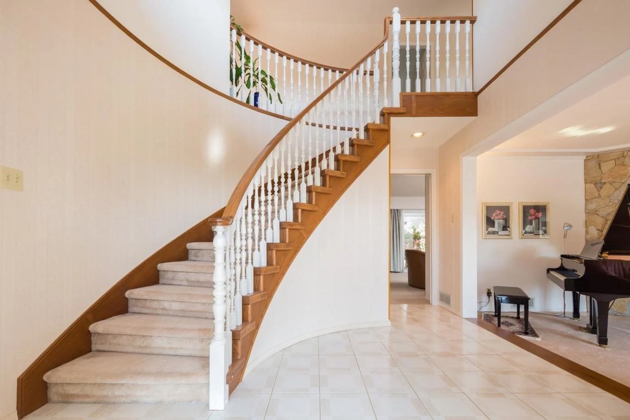 8082 150 Street - Photo 2 of 19