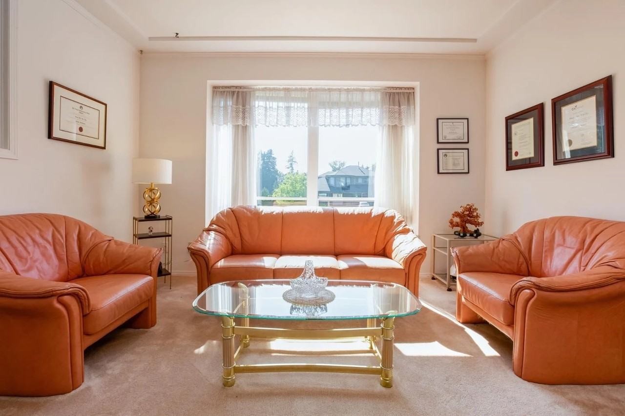 8082 150 Street - Photo 5 of 19