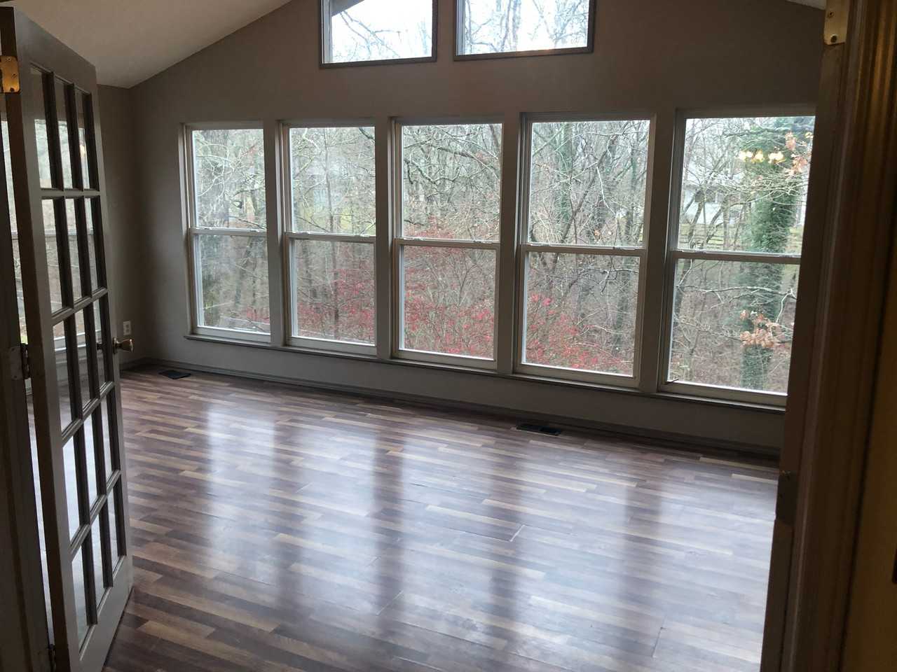 15 Lambourn Dr #1 - Photo 4 of 11