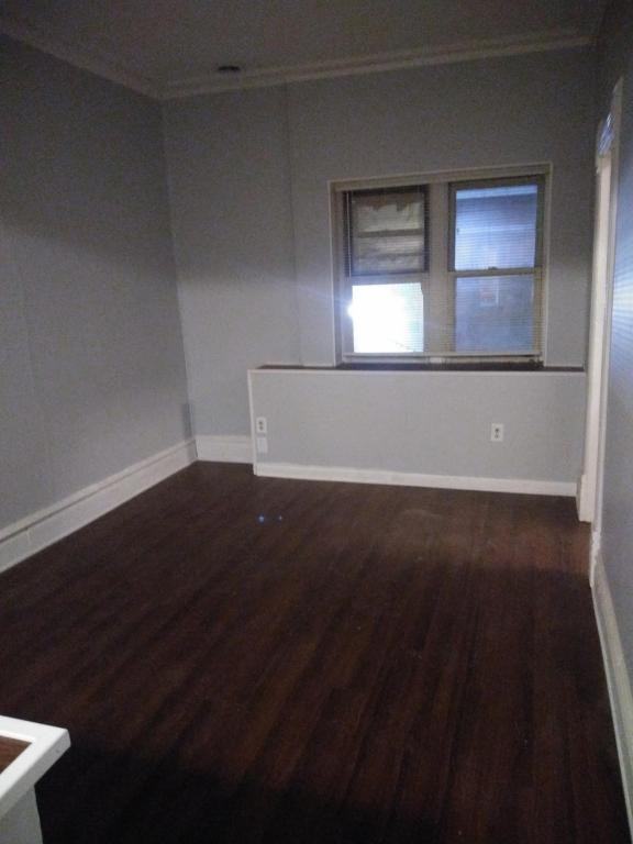 113 E Huron St - Photo 3 of 16