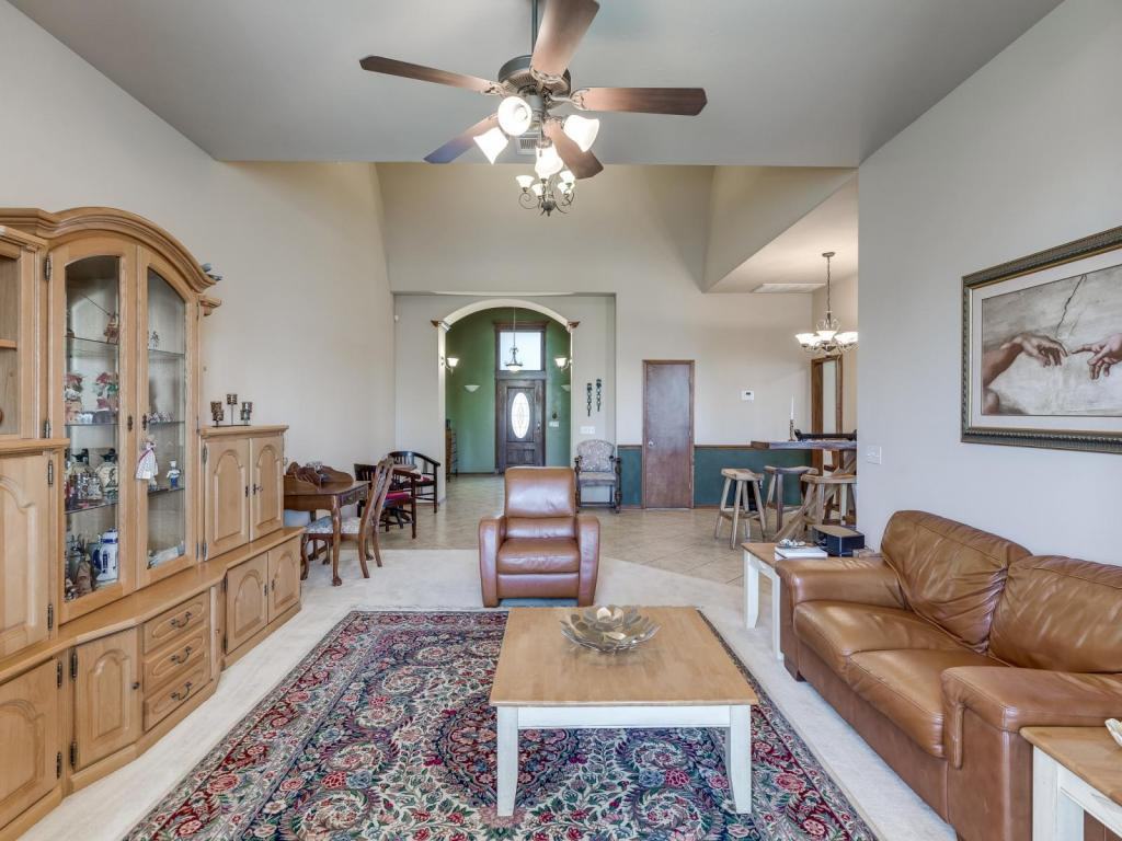 9217 Sw 28th St - Photo 6 of 15