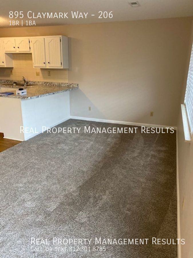 895 Claymark Way #206 - Photo 5 of 13
