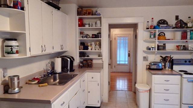 10 Millrock Rd - Photo 3 of 10