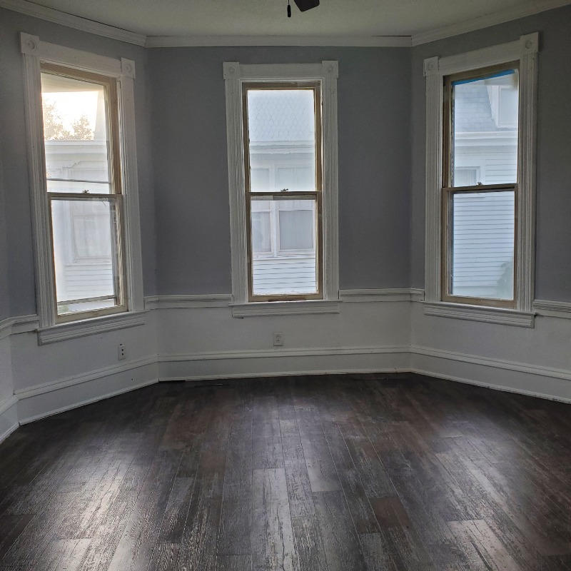 409 A Ave E - Photo 3 of 16