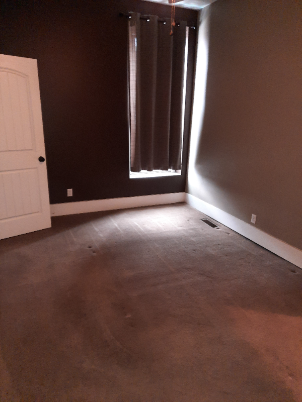 139 Franklin St #B - Photo 3 of 15