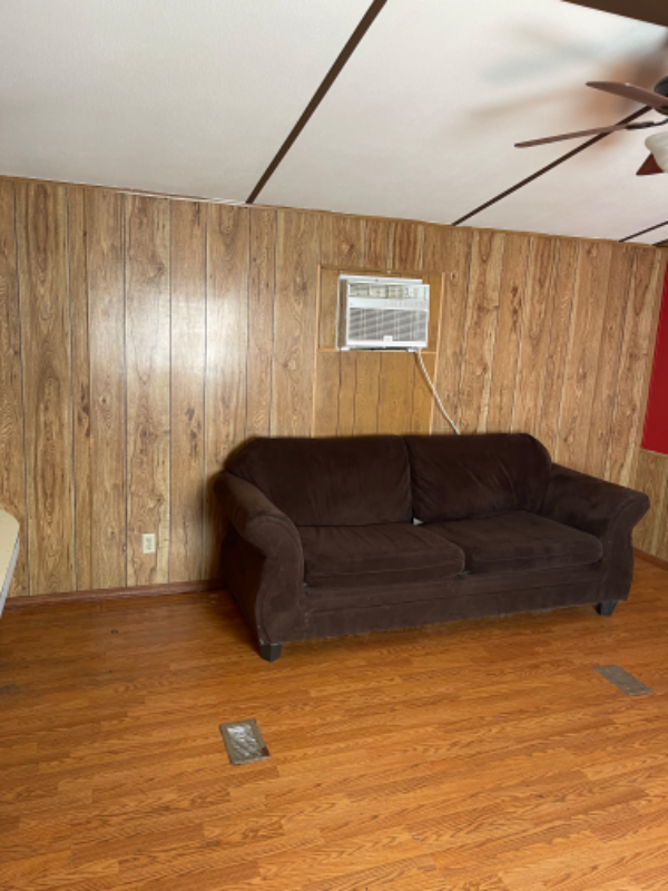 201 W Carpenter St #13 - Photo 2 of 8