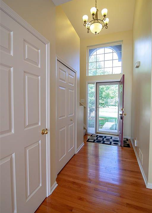 2090 Preserve Cir W - Photo 3 of 18