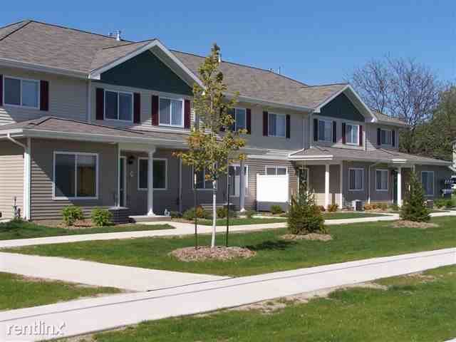 Green Park Townhomes Apartments 400 Green Park Dr, Mason, MI 48854