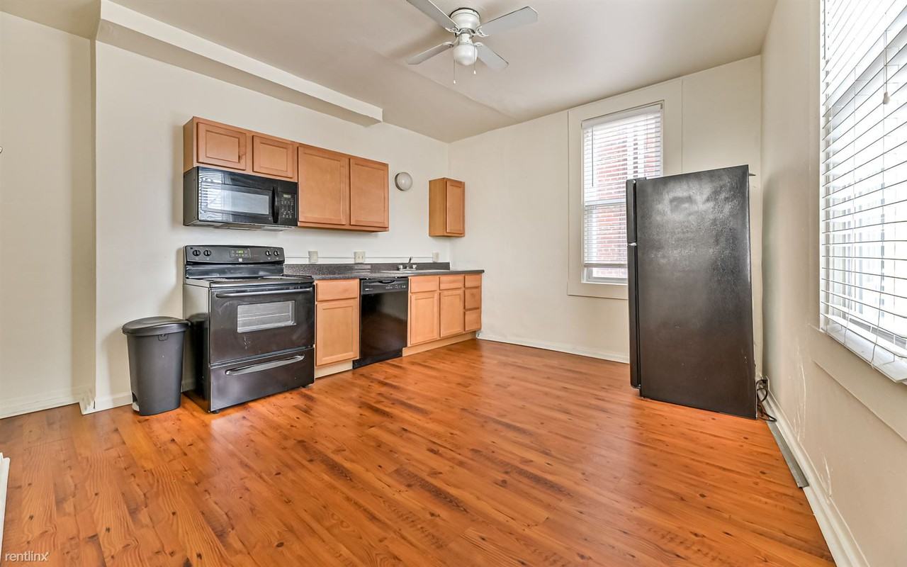 5339 Dresden Way - Photo 2 of 15