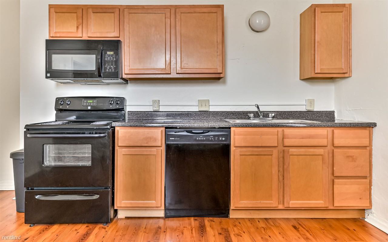 5339 Dresden Way - Photo 3 of 15