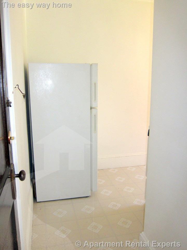 157 Summer St #7R - Photo 5 of 7