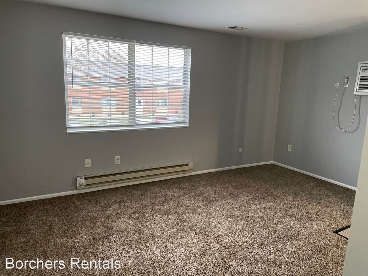 601-611 B West Walnut - Photo 2 of 6