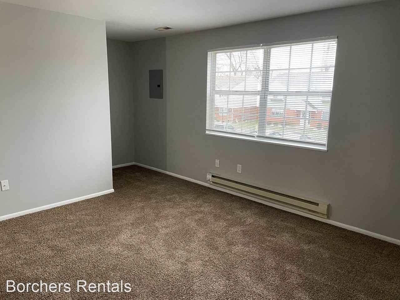 601-611 B West Walnut - Photo 3 of 6