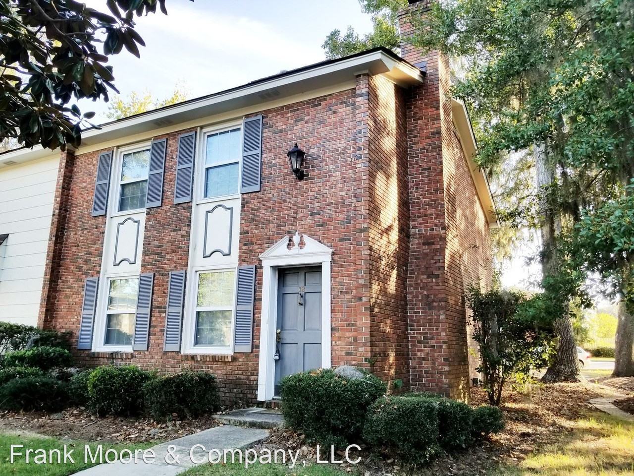 455 Mall Blvd #18