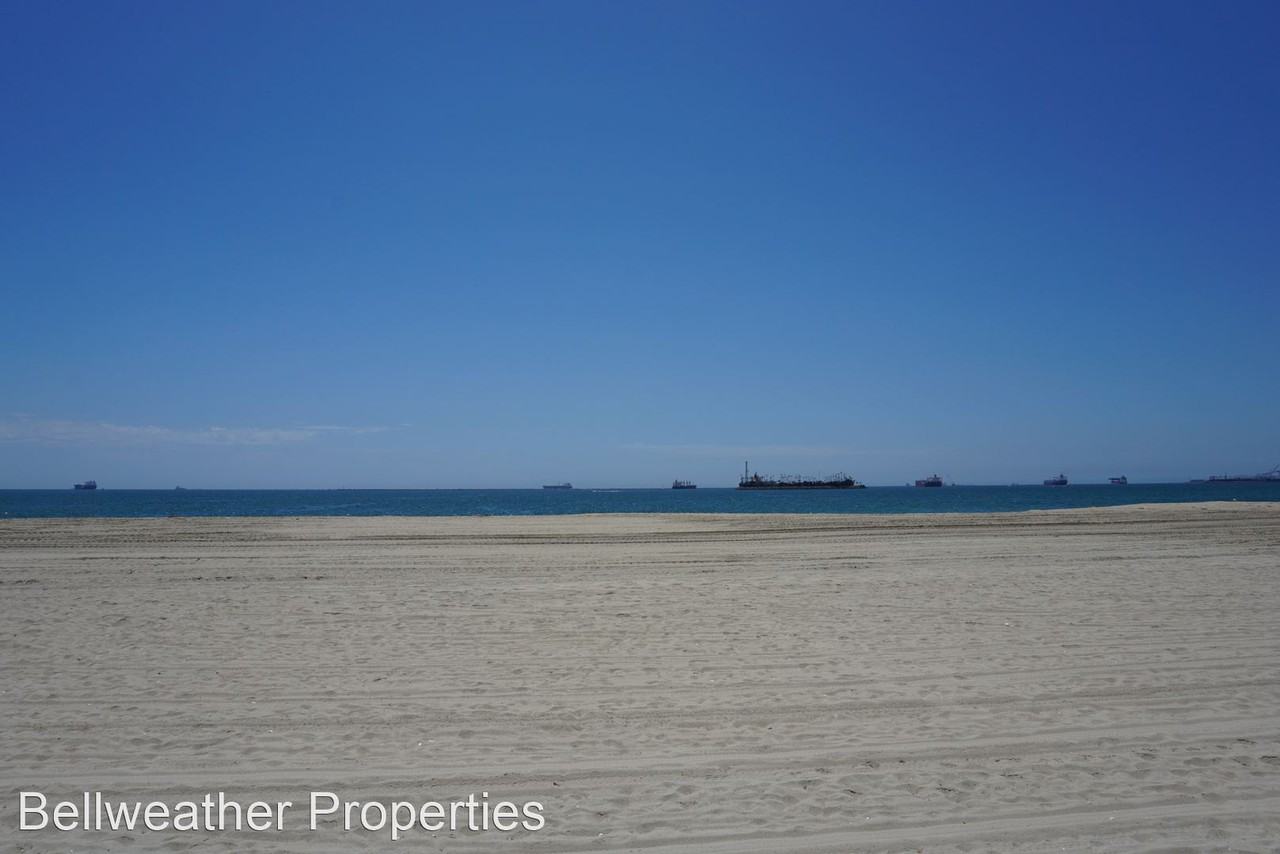 5703 E Seaside Walk - Photo 2 of 15