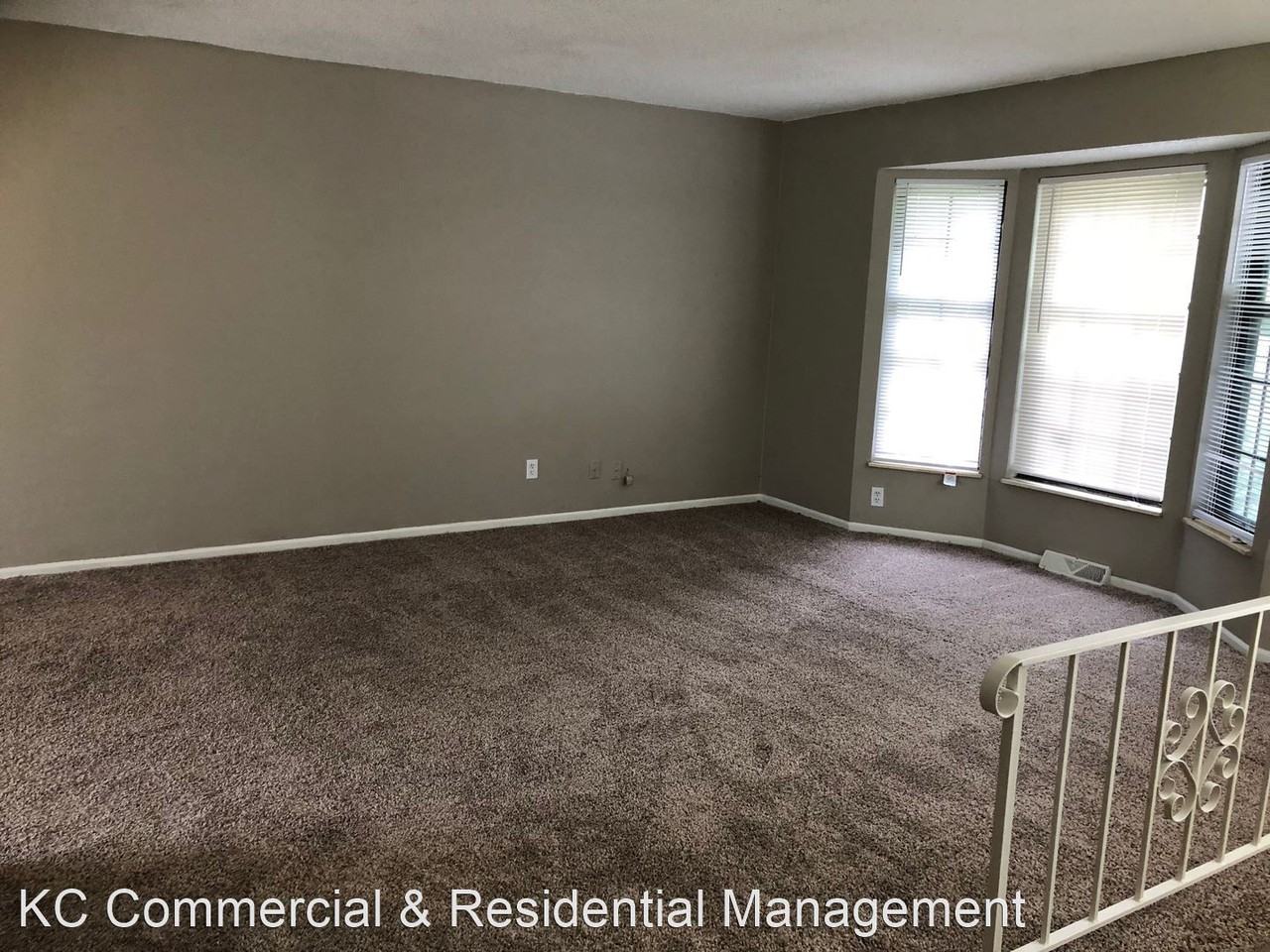 3919 N Elmwood Ave - Photo 2 of 27