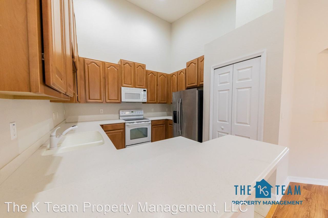 2756 Rutledge Ct - Photo 3 of 12