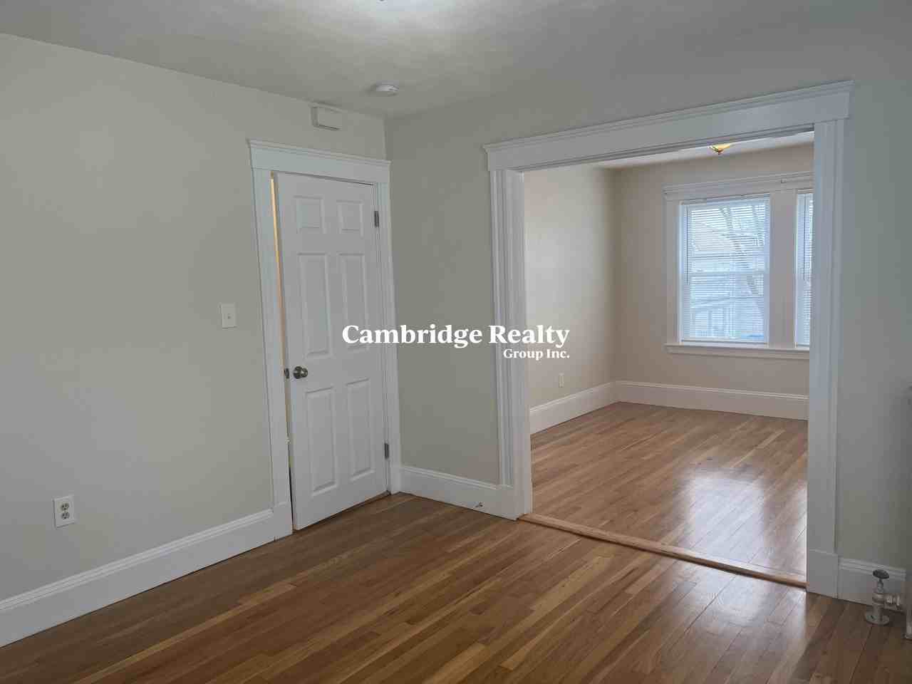 20 Henley St - Photo 6 of 28