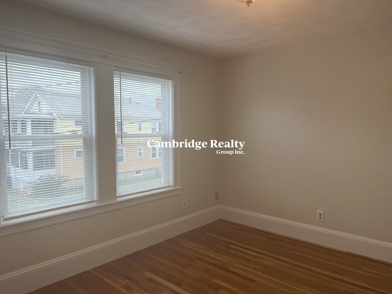 20 Henley St - Photo 7 of 28