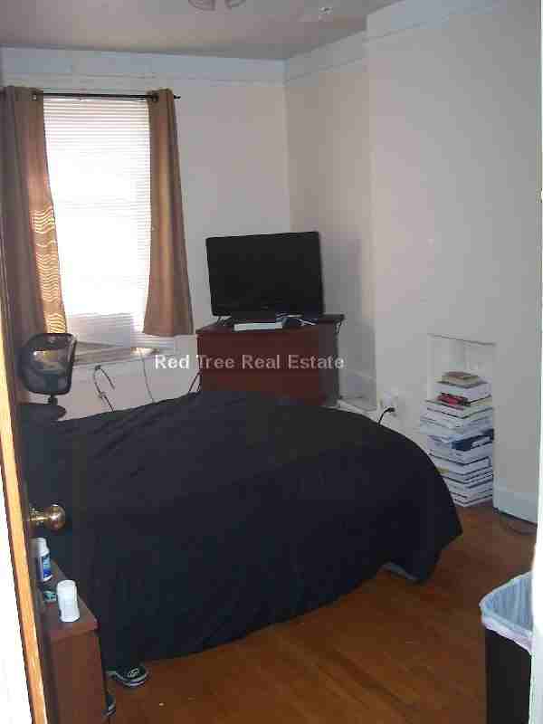 684 Parker St #2 - Photo 6 of 17