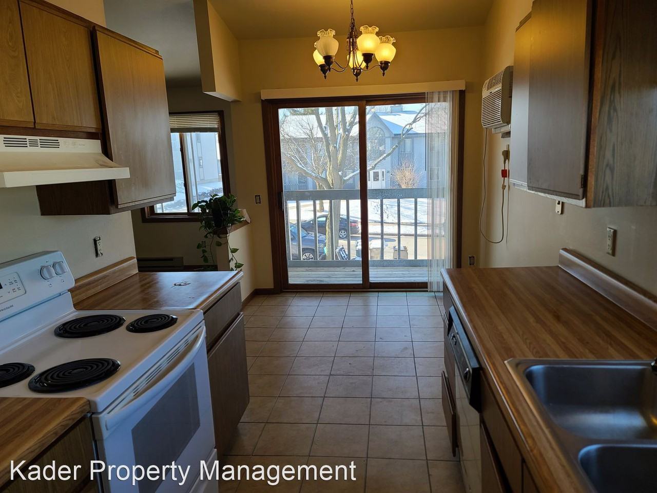 6732 Jacobs Way - Photo 3 of 9