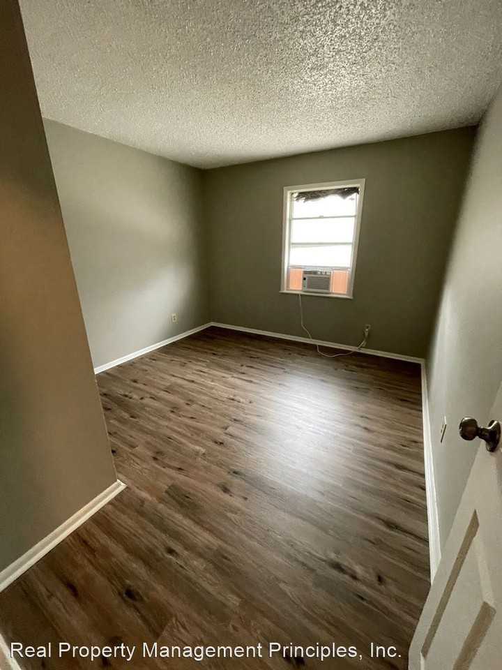 15911 E Elm St - Photo 3 of 10