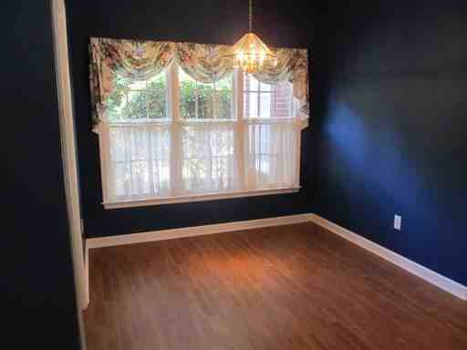 207 Ridgeview Ct - Photo 2 of 8