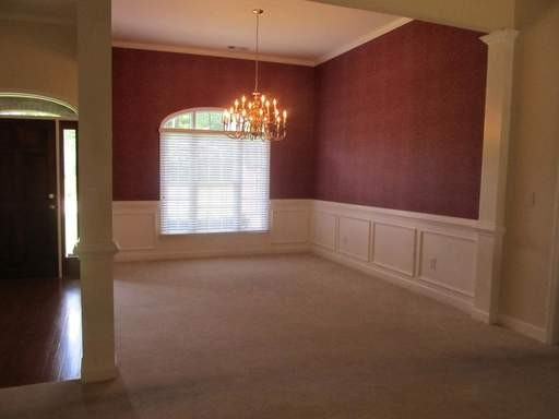 207 Ridgeview Ct - Photo 3 of 8