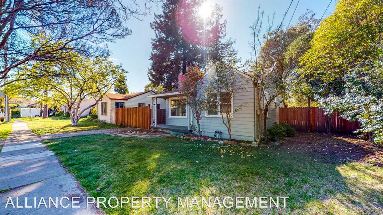 1945 Nordyke Ave - Photo 2 of 31