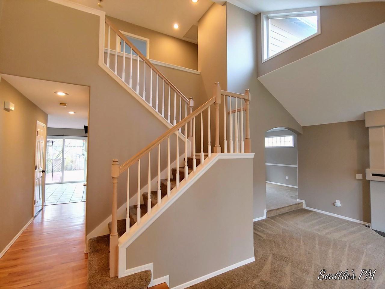 3007 Ne 195th Ct - Photo 3 of 23