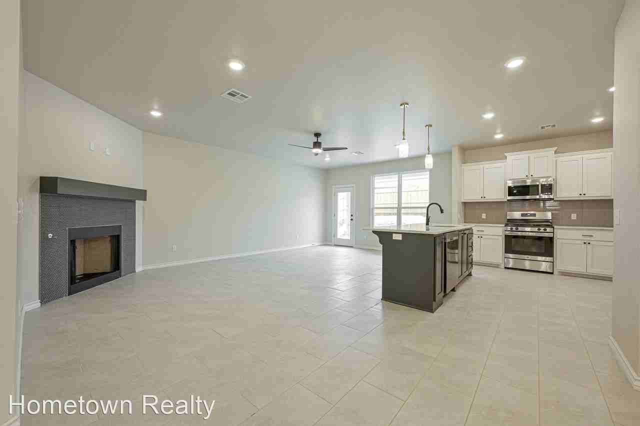 17638 Walnut Creek Rd - Photo 3 of 35