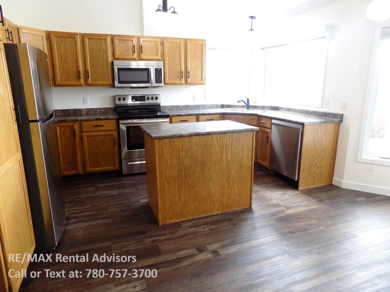 81 Mckean Way - Photo 2 of 28